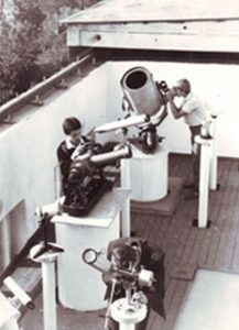 Фотография школы.